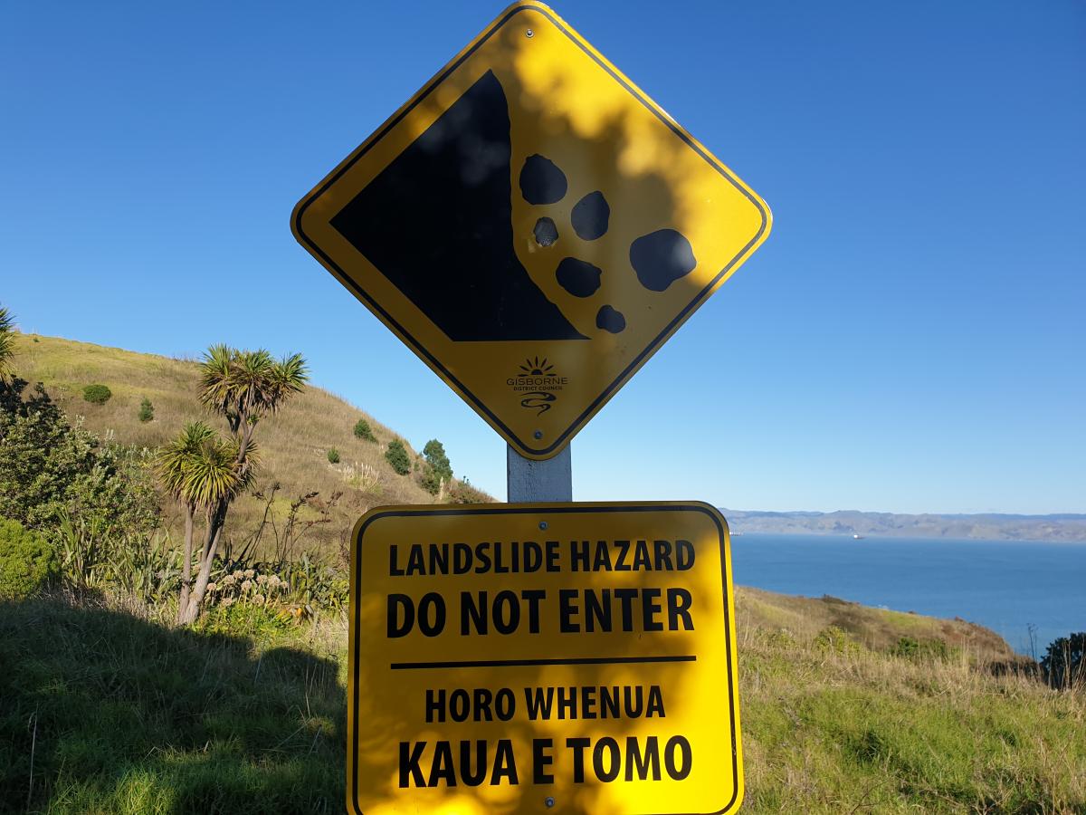 Warning signs of landslide hazards. Image: LEARNZ.
